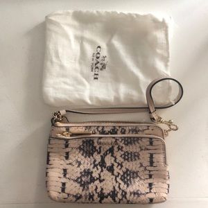 NEVER WORN COACH WRISTLET